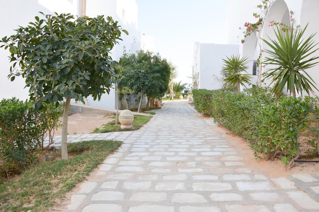 Les Jardins De Toumana Hotel Triffa Buitenkant foto