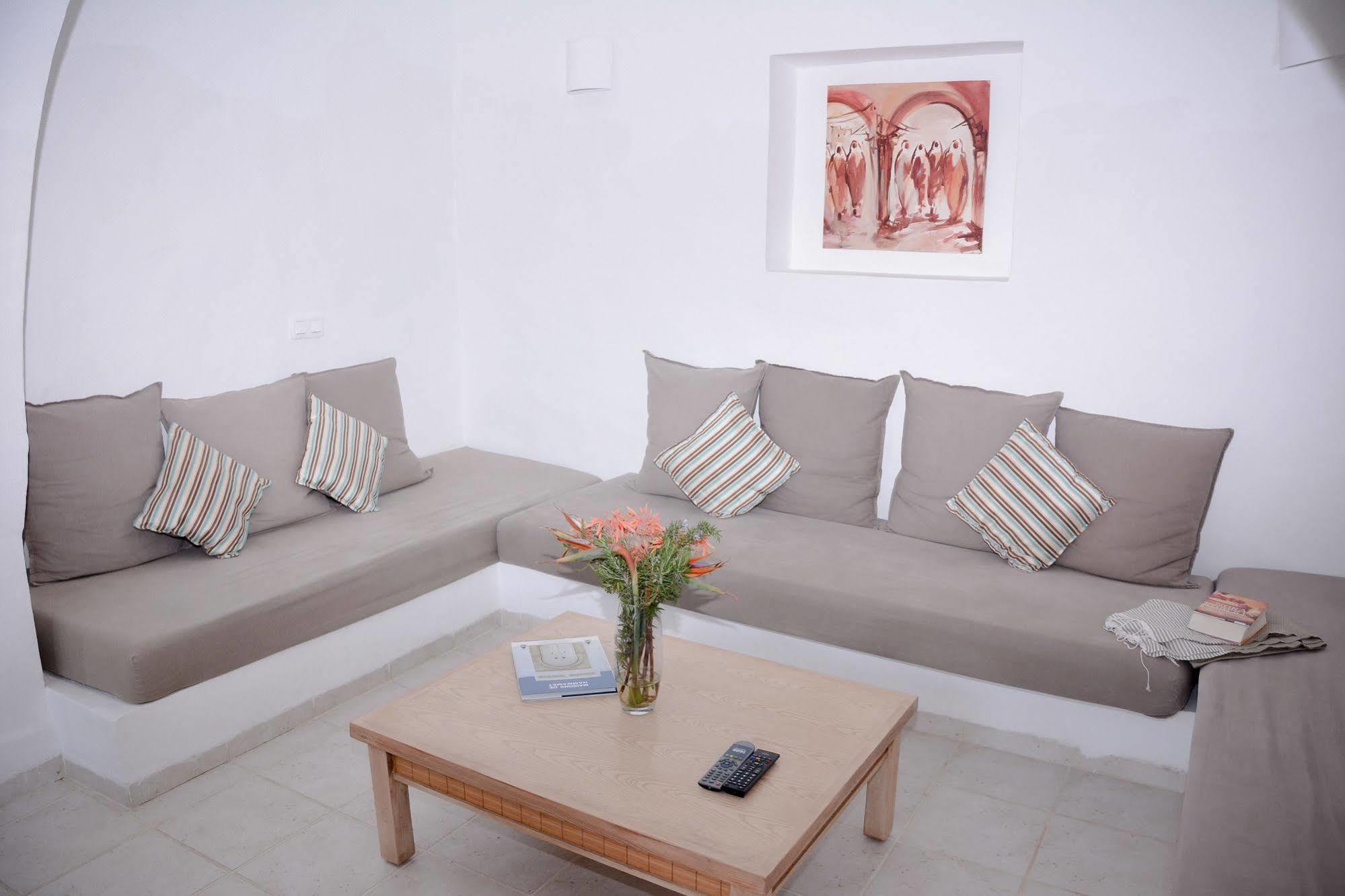 Les Jardins De Toumana Hotel Triffa Buitenkant foto